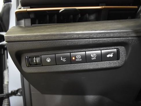 Certified 2024 Nissan Ariya AWD image 14