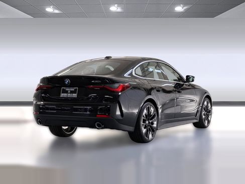 New 2026 BMW 430i w/ Premium Package image 9