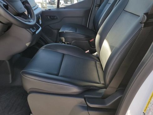 New 2026 Ford Transit 250 148 Medium Roof Extended AWD image 6