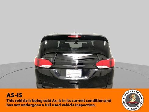 Used 2019 Chrysler Pacifica Touring-L w/ S Appearance Package FWD image 5