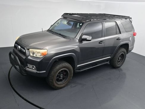 Used 2010 Toyota 4Runner SR5 AWD/4WD image 12