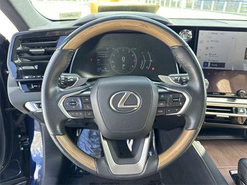 Used 2023 Lexus RX 350 Premium image 14