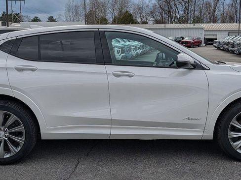 New 2026 Buick Envista Avenir image 8