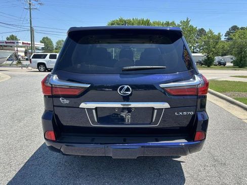 Used 2018 Lexus LX 570 4WD w/ Luxury Package image 5