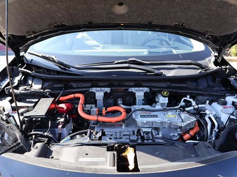 Used 2024 Nissan Ariya AWD image 21