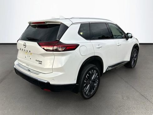 Used 2026 Nissan Rogue Platinum w/ Tech Package AWD/4WD image 30