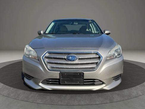 Used 2017 Subaru Legacy 2.5i Premium AWD/4WD image 2