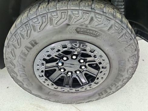 Used 2024 GMC Hummer EV 3X w/ Omega Edition image 57