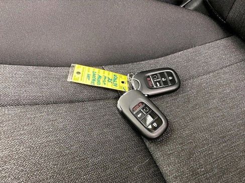 Certified 2025 Honda Accord SE image 14