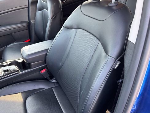 Used 2023 Kia Sportage EX AWD/4WD image 17