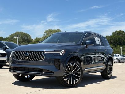 New 2026 Volvo XC90 B6 Ultra w/ Protection Package