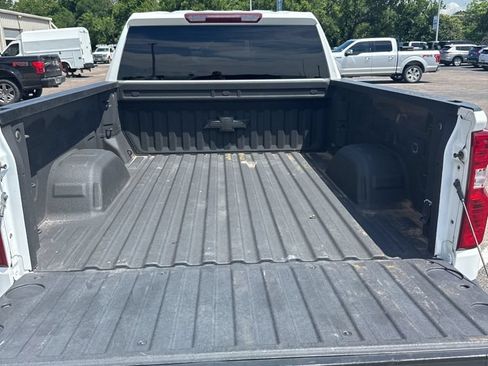 Used 2023 Chevrolet Silverado 1500 LT w/ Protection Package AWD/4WD image 3