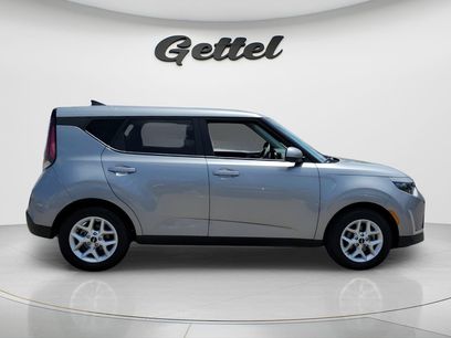 Used 2025 Kia Soul LX
