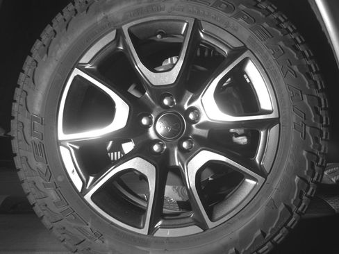 Used 2025 Jeep Compass Trailhawk image 15