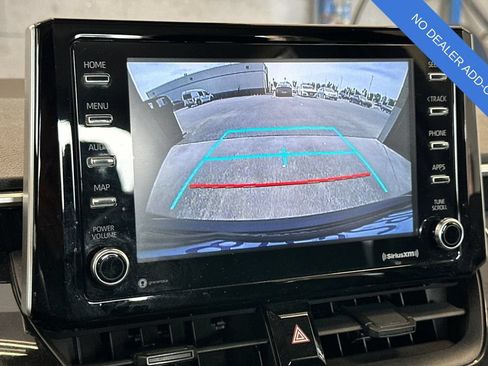 Used 2021 Toyota Corolla LE FWD image 20