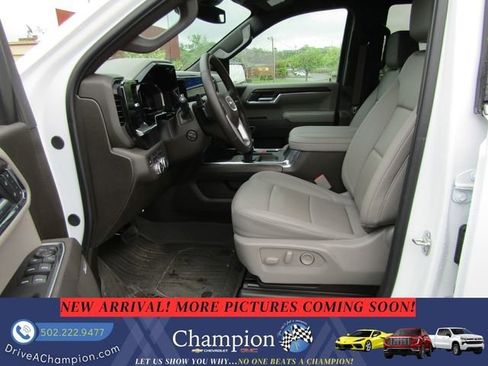 Used 2025 GMC Sierra 1500 SLT w/ SLT Premium Plus Package AWD/4WD image 14