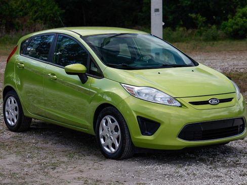 Used 2012 Ford Fiesta SE FWD image 15