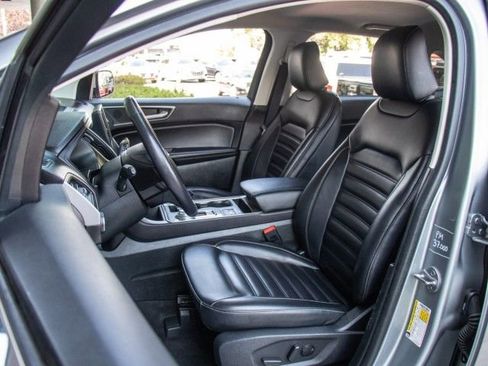 Used 2024 Ford Edge SEL image 10