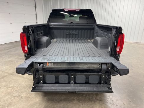 Certified 2022 GMC Sierra 1500 SLT image 6