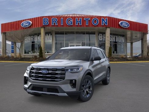 Used 2026 Ford Explorer Active w/ Active Comfort Package AWD/4WD image 4