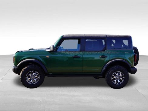 Certified 2025 Ford Bronco Badlands image 9