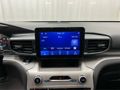 Used 2023 Ford Explorer XLT w/ Equipment Group 202A image 30