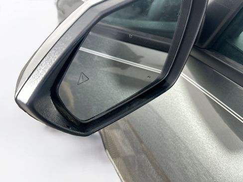 Used 2024 Hyundai Elantra SEL image 16