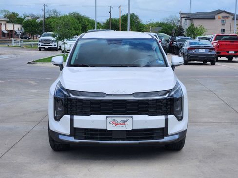 Used 2026 Kia Sportage EX FWD image 6