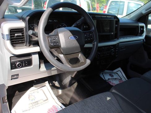 Used 2023 Ford F250 XL w/ Snow Plow/Camper Package AWD/4WD image 14