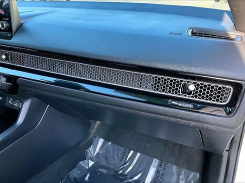 Used 2023 Honda Civic Sport image 19