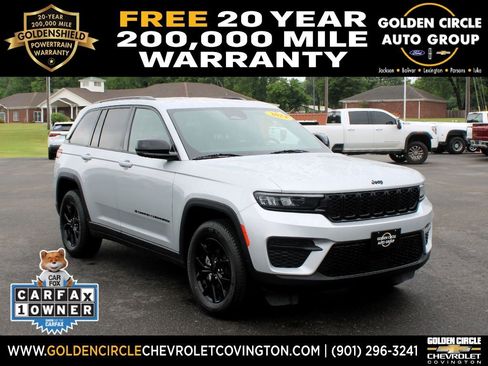 Used 2024 Jeep Grand Cherokee Altitude AWD/4WD image 1