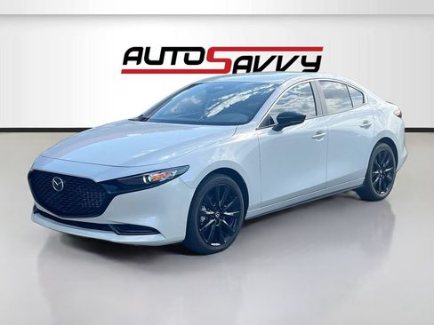 Used 2025 MAZDA MAZDA3 s FWD image 3