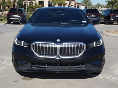 Used 2024 BMW 530i 530i w/ Convenience Package image 2