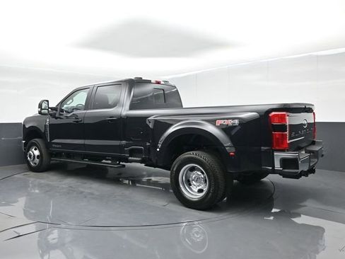 Used 2026 Ford F350 Lariat w/ Lariat Premium Package AWD/4WD image 6