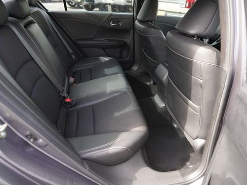 Used 2016 Honda Accord Sport image 15