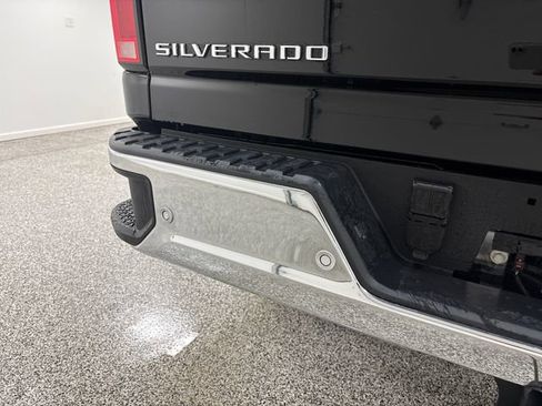 New 2026 Chevrolet Silverado 3500 LTZ w/ LTZ Premium Package image 33