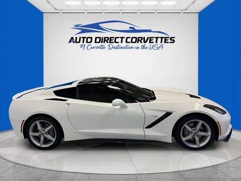 Used 2015 Chevrolet Corvette Stingray Coupe w/ 2LT Preferred Equipment Group RWD image 7