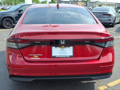 Used 2024 Honda Accord EX image 10
