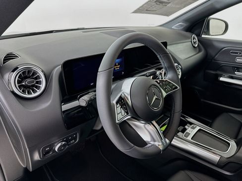 New 2026 Mercedes-Benz GLA 250 image 10