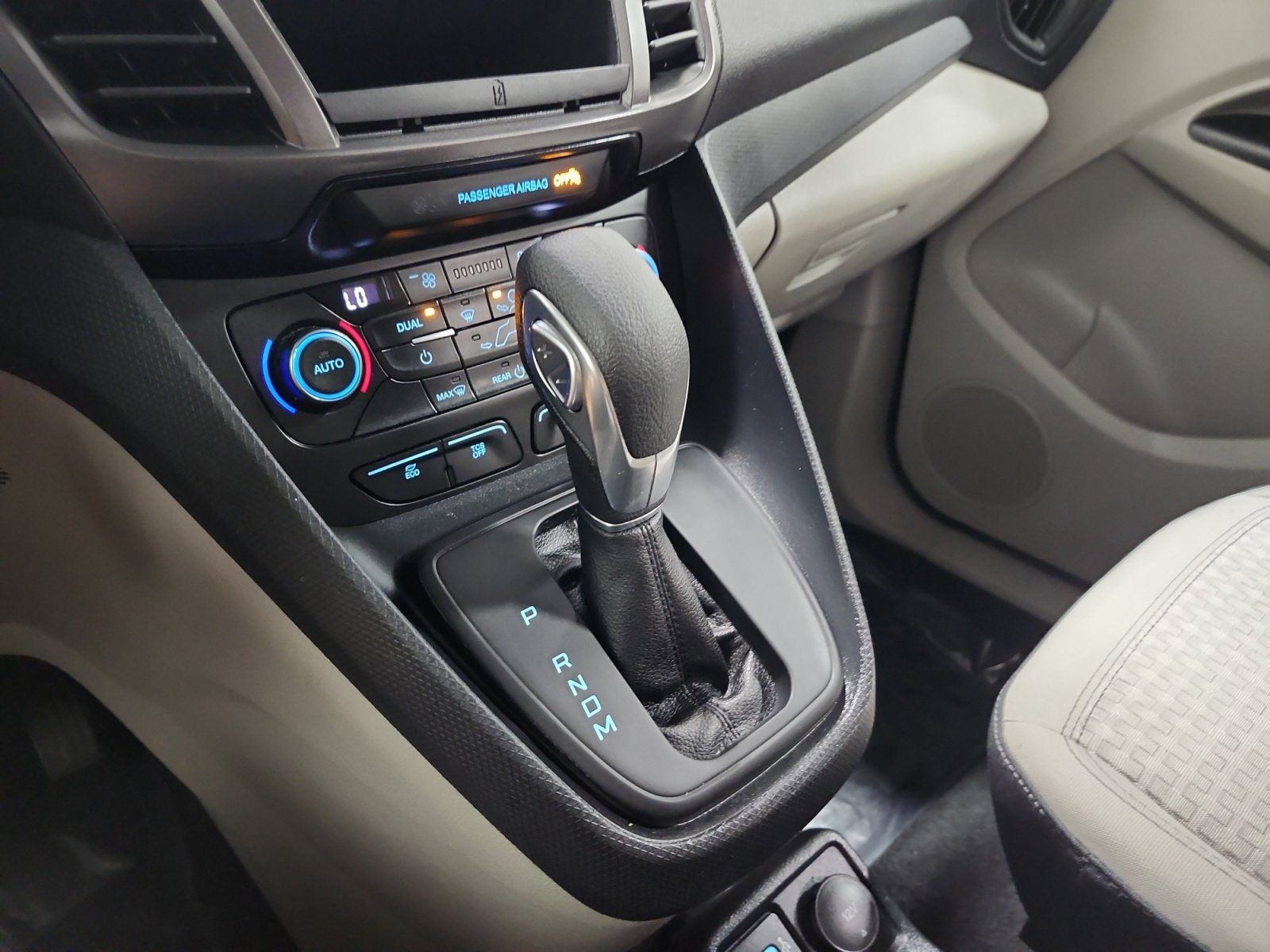 Used 2022 Ford Transit Connect XLT FWD image 20