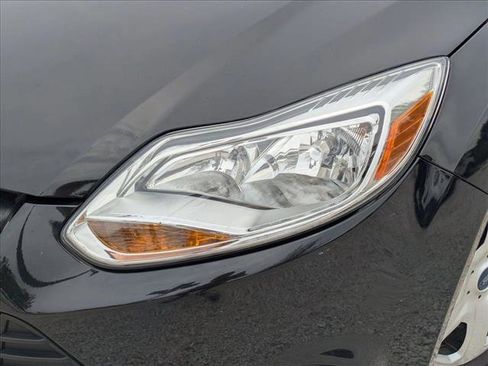 Used 2012 Ford Focus S FWD image 9