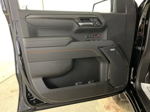 New 2026 GMC Sierra 1500 AT4 w/ Technology Package image 19