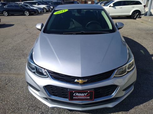 Used 2017 Chevrolet Cruze LS image 9