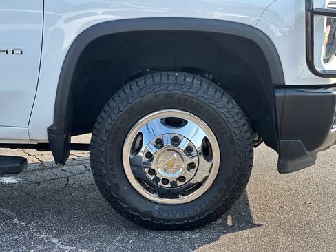 Used 2024 Chevrolet Silverado 3500 W/T AWD/4WD image 29