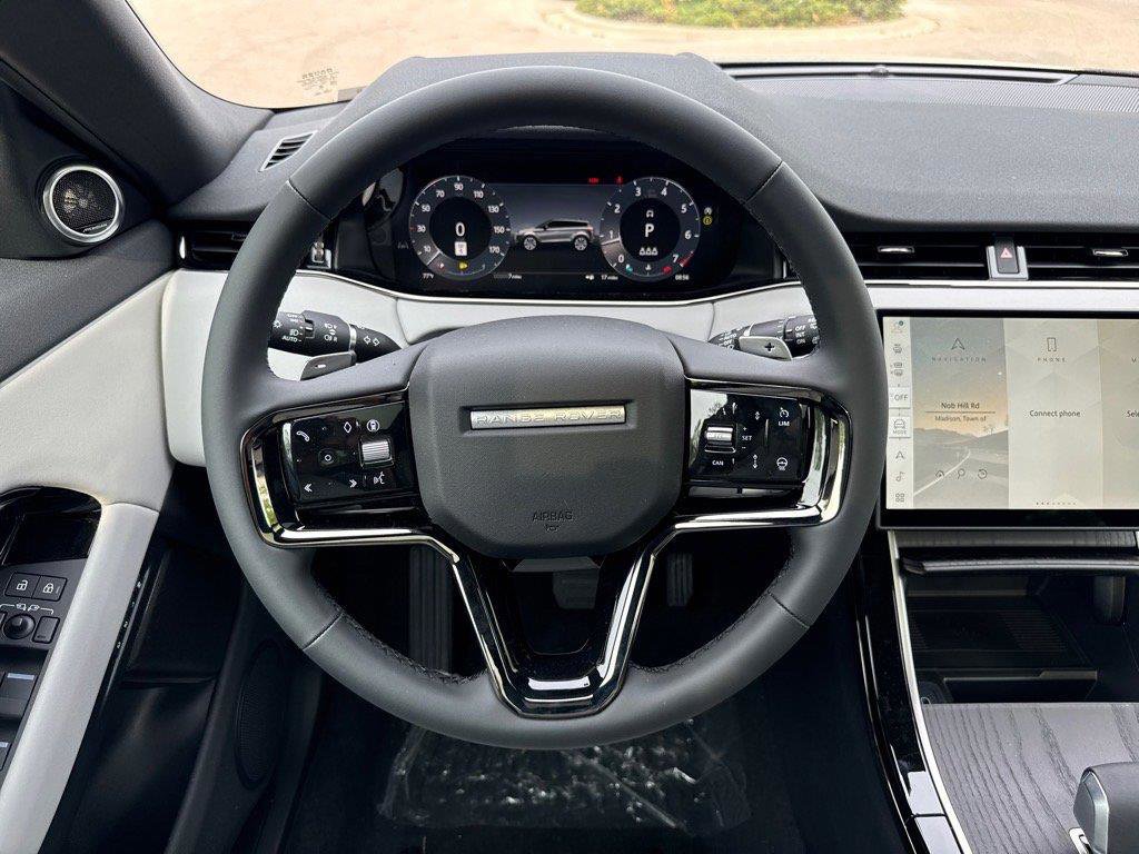 Used 2026 Land Rover Range Rover Evoque S AWD/4WD image 7
