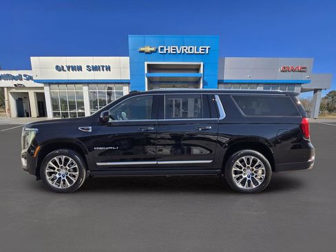 New 2026 GMC Yukon XL Denali w/ Denali Reserve Package RWD image 8