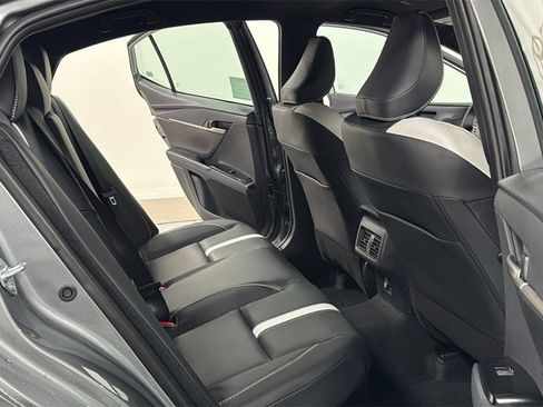 New 2026 Toyota Camry SE image 17