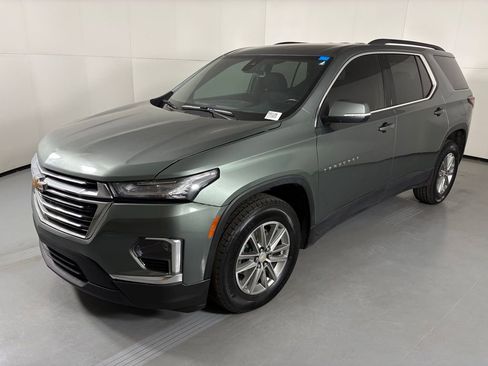 Used 2023 Chevrolet Traverse LT FWD image 5
