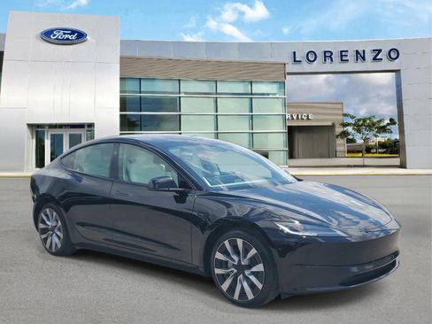 Used 2024 Tesla Model 3 Standard Range RWD image 3