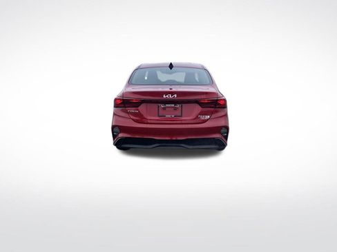 Used 2024 Kia Forte LXS image 4